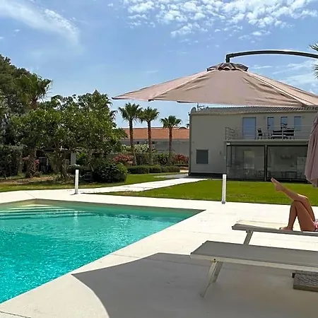 Brezza Delle Egadi فندق مبيت وإفطار 4*