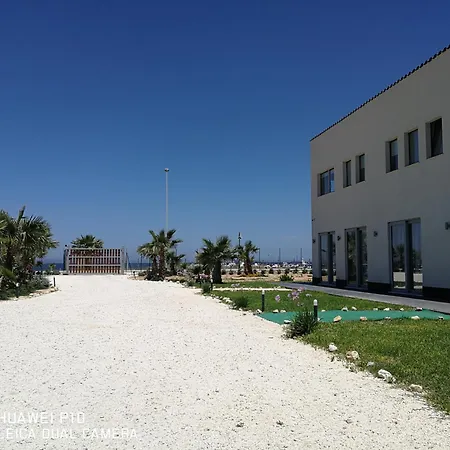 Brezza Delle Egadi Bed & Breakfast 4*