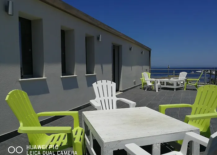 Bed & Breakfast Brezza Delle Egadi 4*